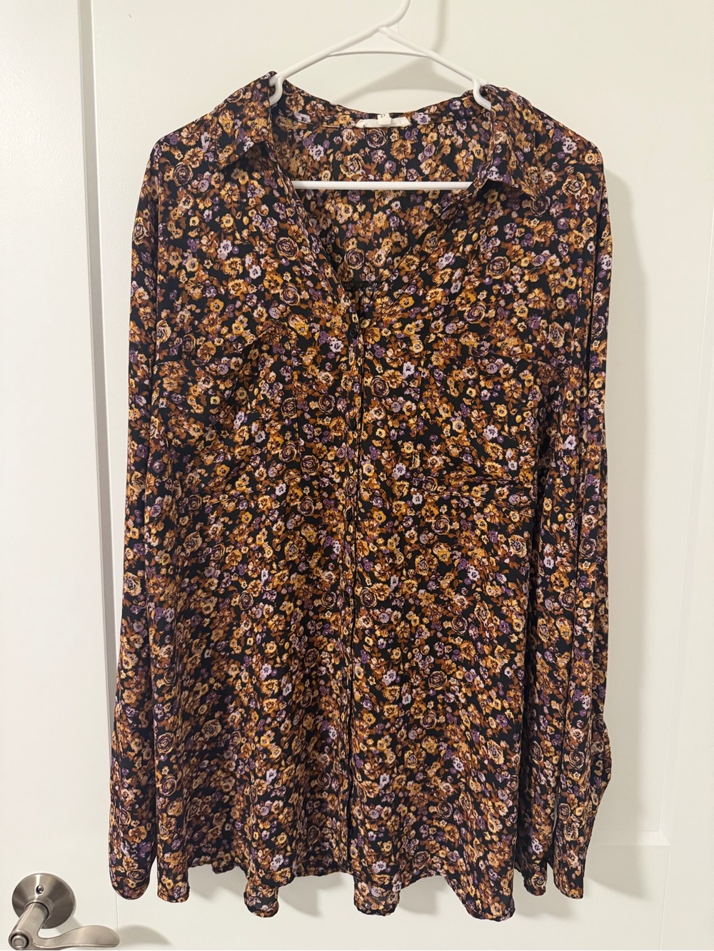 2 Women’s Maurice’s Long Sleeved Dressy Shirts 3x - Picture 3 of 3